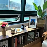 Perfect Hongdae Stay City View